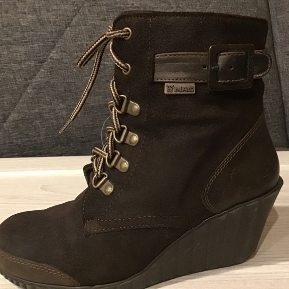 Wedge Boots - Picture 10 of 10